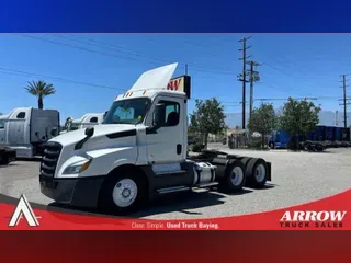 2019 FREIGHTLINER CA126