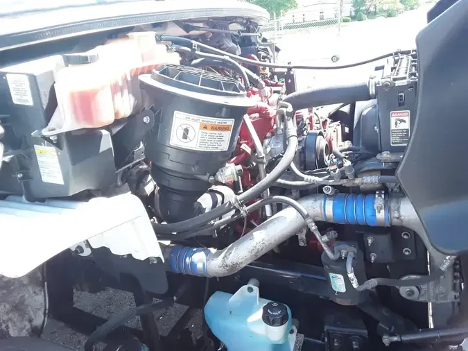 2018 FREIGHTLINER M2 106