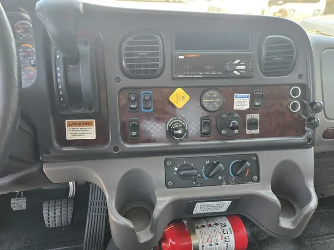 2020 Freightliner Business Class M2 1063160b459eba1d75272362b81a704f29b