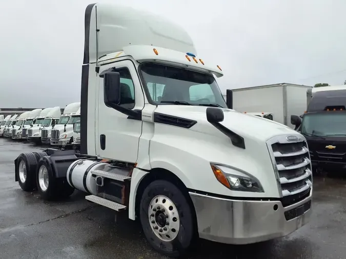 2019 FREIGHTLINER NEW CASCADIA PX12664