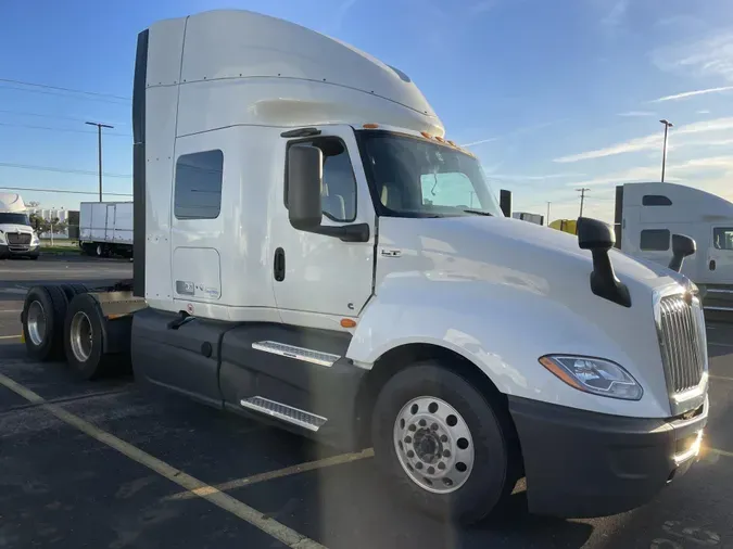 2022 International LT625