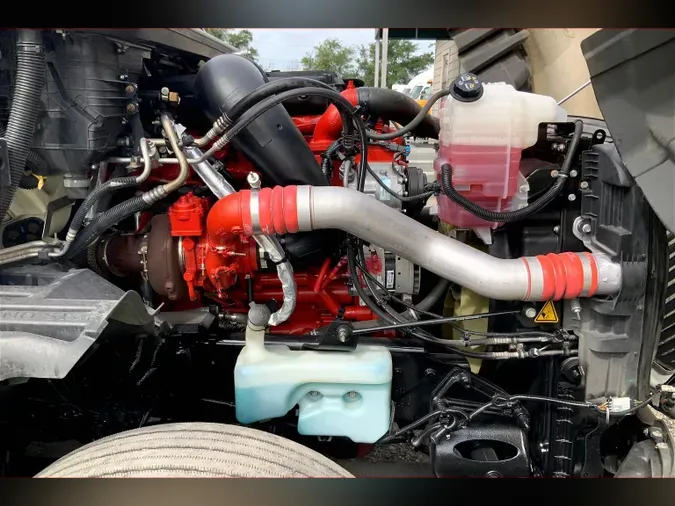 2021 INT LT625 6x4