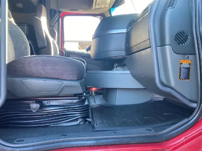 2021 VOLVO VNL64T7603166ad409e560aab48827d818ed4b37f