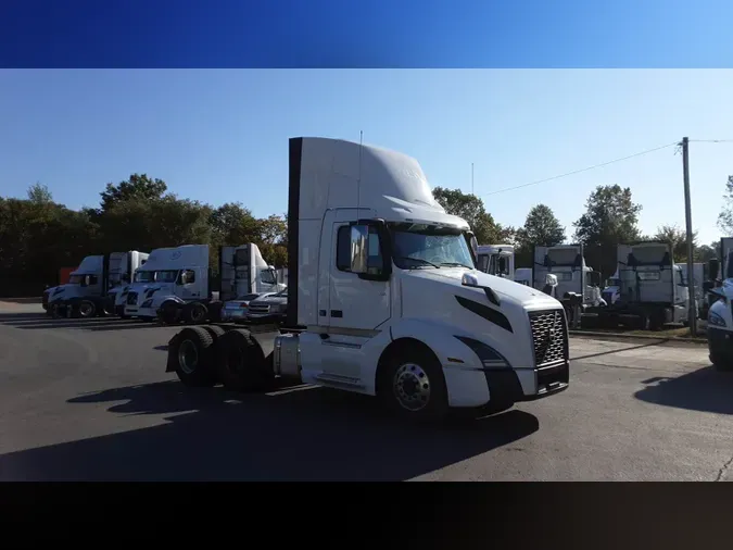 2019 Volvo VNL3003167c5489969b75aab933ddaade0a6f9