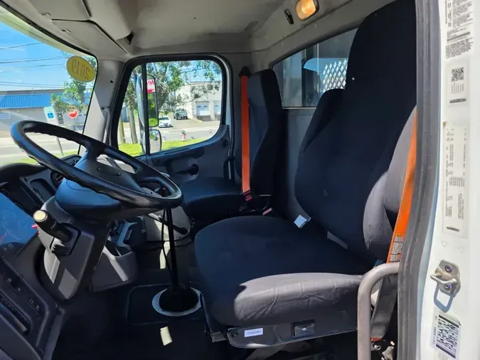 2019 FREIGHTLINER/MERCEDES M2 112