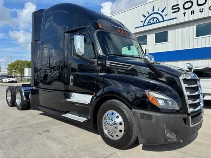2022 Freightliner Cascadia 12631694c026943c3d4bee9b96d402db974
