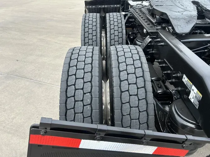 2020 Peterbilt 389