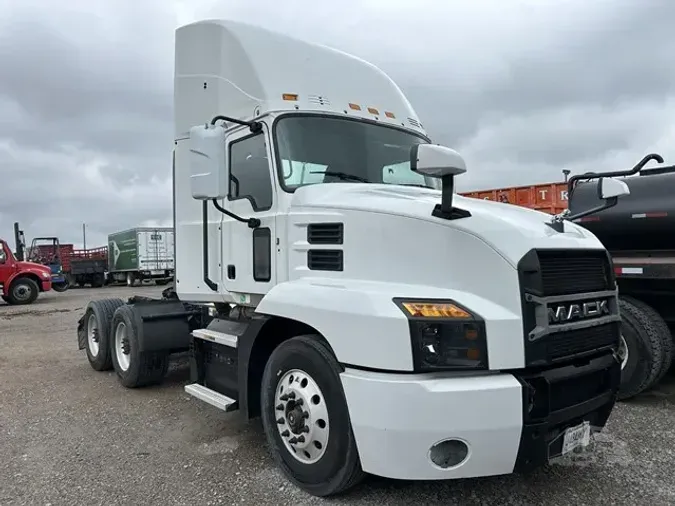 2019 MACK ANTHEM 64T