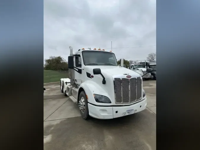 2016 Peterbilt 567