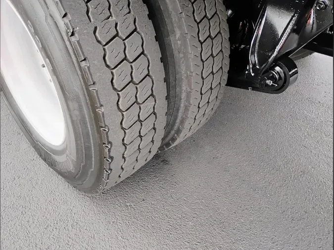 2022 Freightliner Business Class M2 1063173955ec694023d185f4c691dd843b2