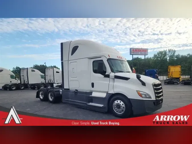 2020 FREIGHTLINER CA126