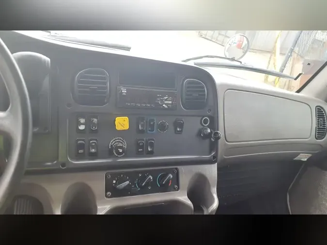 2021 FREIGHTLINER/MERCEDES M2 10631772eed0fef85b10c724e77fc3a9023