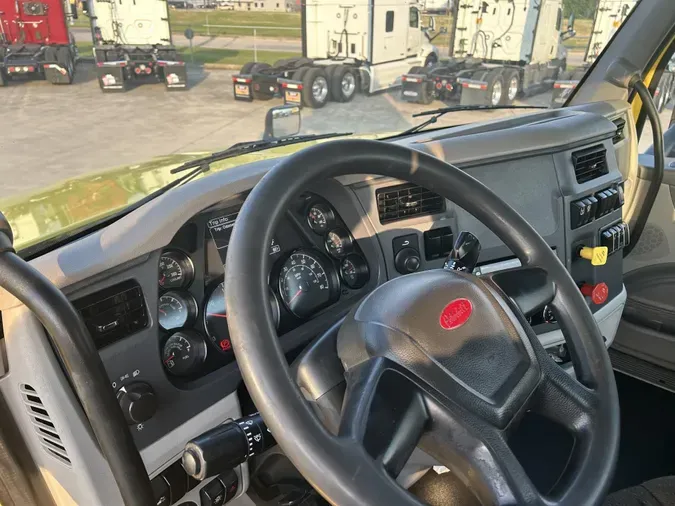 2021 Peterbilt 579