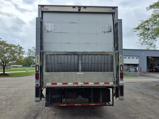 2020 FREIGHTLINER/MERCEDES M2 106