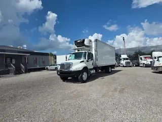 2020 NAVISTAR INTERNATIONAL MV607 (4X2)