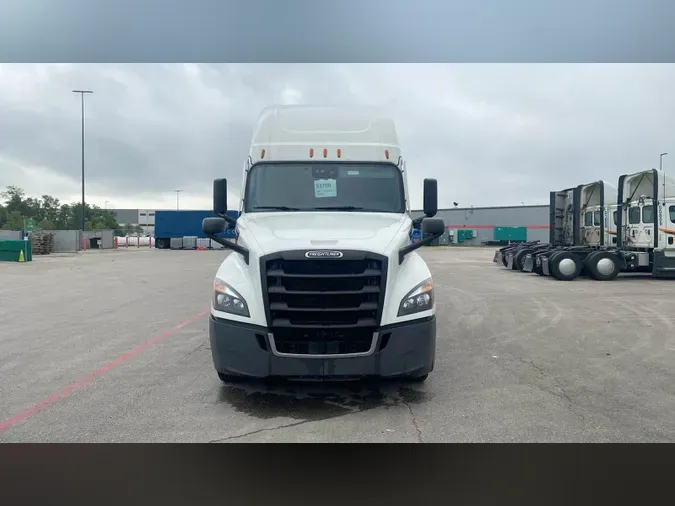 2021 Freightliner Cascadia