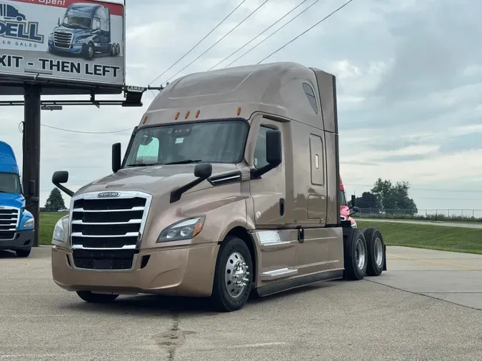2023 FREIGHTLINER Cascadia 126317eff64d0d728cea502e8c4cbbfb2f6