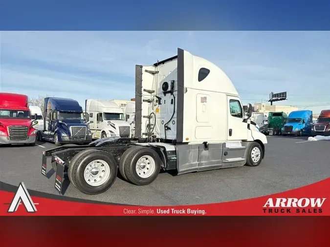 2020 FREIGHTLINER CA126