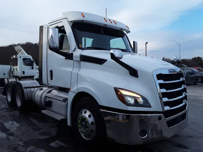 2022 FREIGHTLINER/MERCEDES NEW CASCADIA PX12664