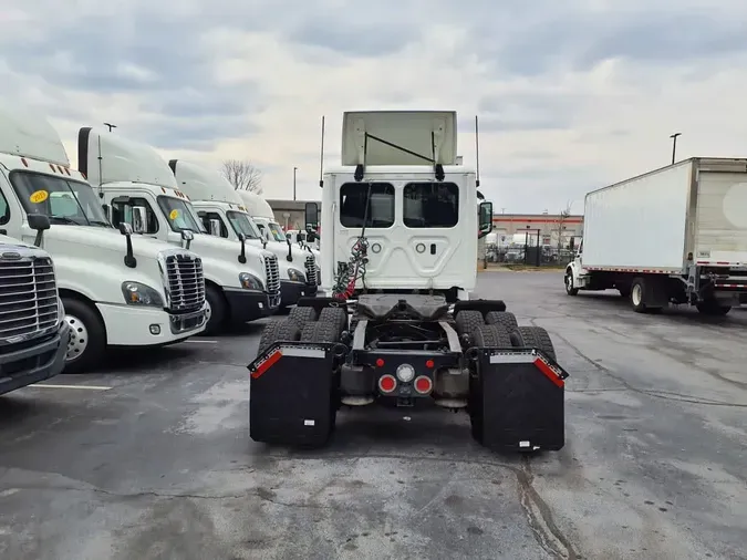 2019 FREIGHTLINER/MERCEDES NEW CASCADIA PX126643183d7ee97ca7285c897166723d7ee4f