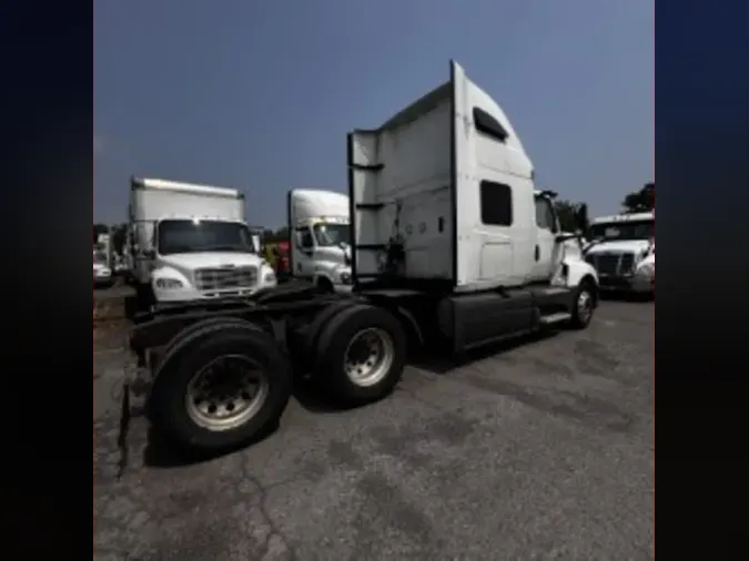 2019 NAVISTAR INTERNATIONAL LT625 SLPR CAB