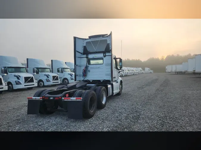 2019 Volvo VNL3003186cc50879813bcb46d2bc4d81a71a7