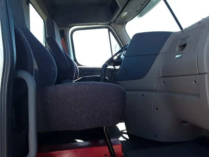 2018 FREIGHTLINER/MERCEDES CASCADIA 113