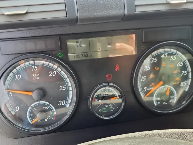 2018 FREIGHTLINER/MERCEDES CASCADIA 125