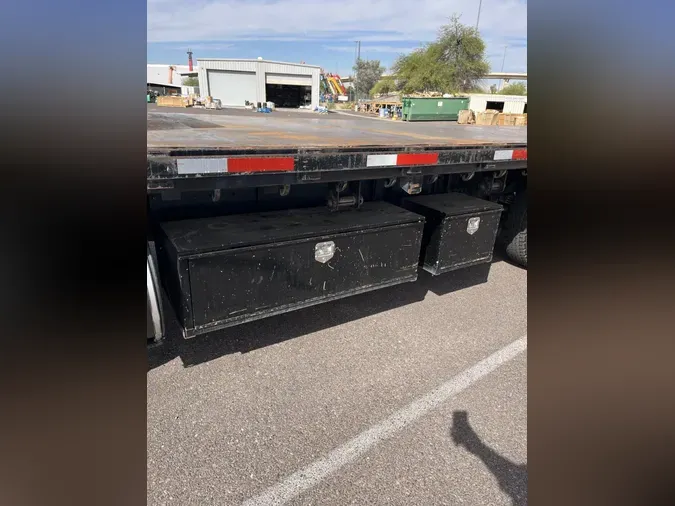 2019 Peterbilt 3303189b7e401a36c75111ea51dc78ab245