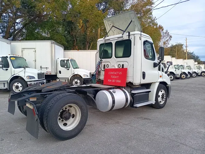 2018 FREIGHTLINER/MERCEDES CASCADIA 113