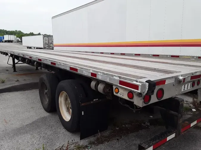 2016 UTILITY TRAILERS FS2CHA 48/102318fb5bba68740ab4251b6d8f60ff7b8