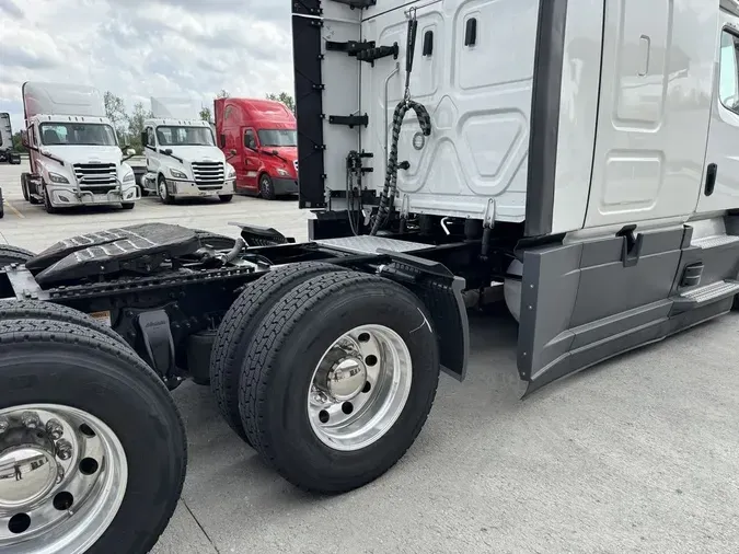 2023 Freightliner Cascadia&reg;