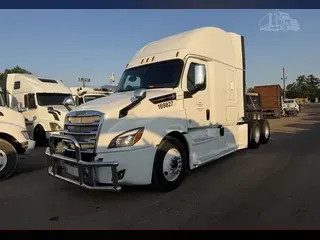 2018 FREIGHTLINER CASCADIA 126