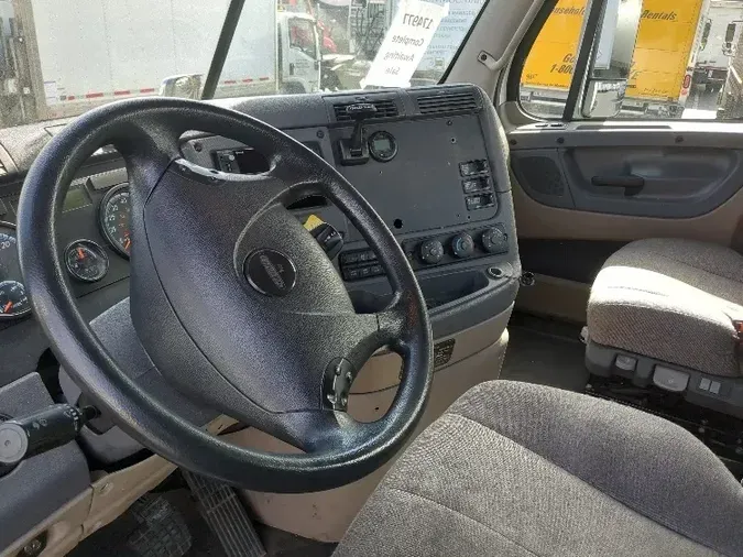 2017 Freightliner X12564ST