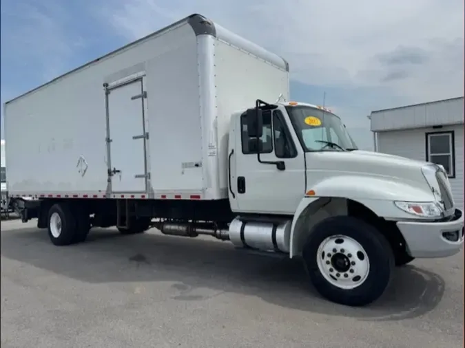 2017 NAVISTAR INTERNATIONAL 4300