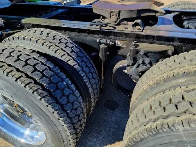 2022 Peterbilt 57931a05d33ef8dedb4dd5b89298665c36a