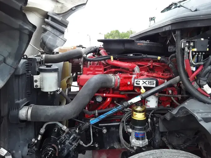 2018 NAVISTAR INTERNATIONAL LT625 SLPR CAB