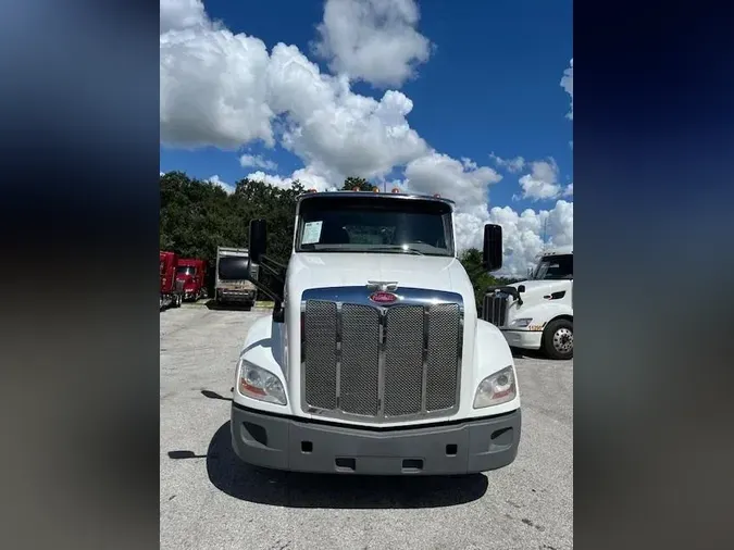 2021 Peterbilt 579