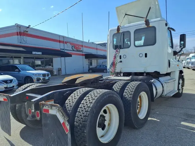 2019 FREIGHTLINER/MERCEDES CASCADIA 125