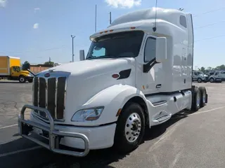 2022 Peterbilt 579