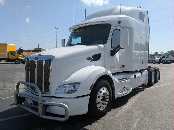2022 Peterbilt 579