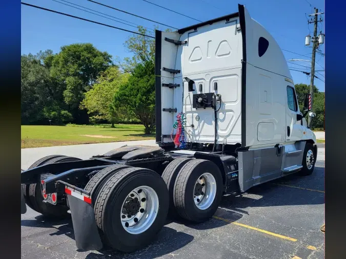 2019 FREIGHTLINER CASCADIA 125