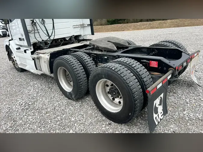 2018 Volvo VNL300