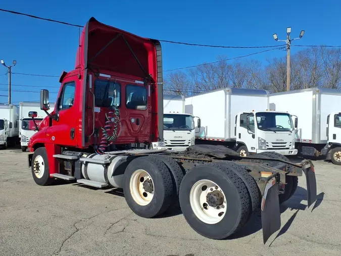 2019 FREIGHTLINER/MERCEDES CASCADIA 125