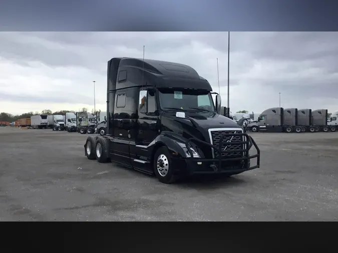 2022 Volvo VNL86031b0b790adb24ba817e2fc4e2dbb4ee1