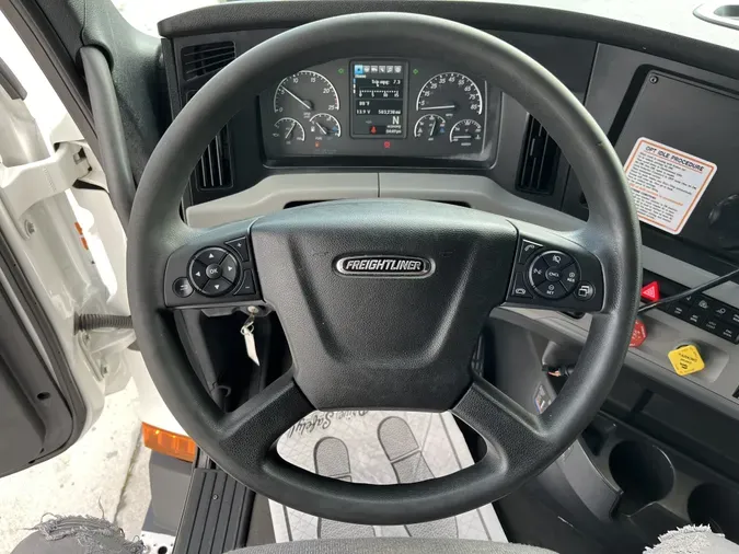 2020 Freightliner Cascadia 126