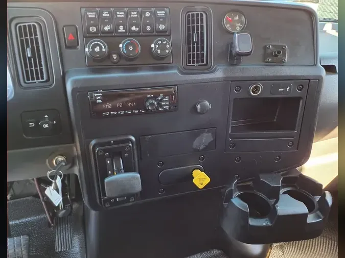 2020 NAVISTAR INTERNATIONAL MV607 (4X2)