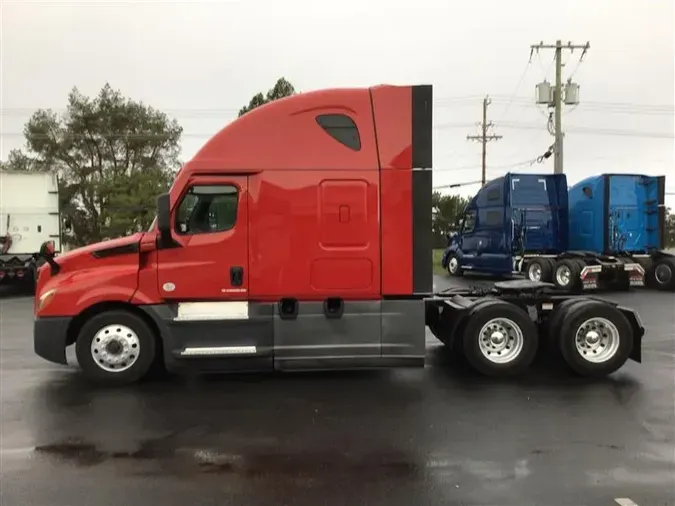 2021 FREIGHTLINER CASCADIA