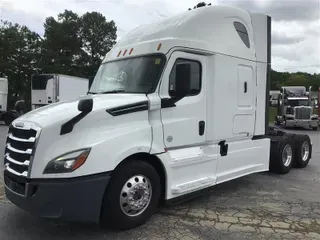 2020 FREIGHTLINER CASCADEVO1