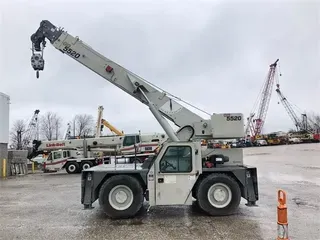 2015 SHUTTLELIFT CD5520